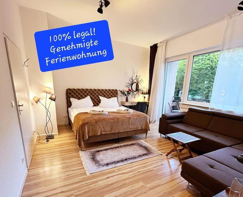 Duplex Ullstein- 4 Bedrooms, 2 Bathrooms, Living Room, 2 Parking Spaces, Boxspringbeds, Family & Business Apartment! Berlijn